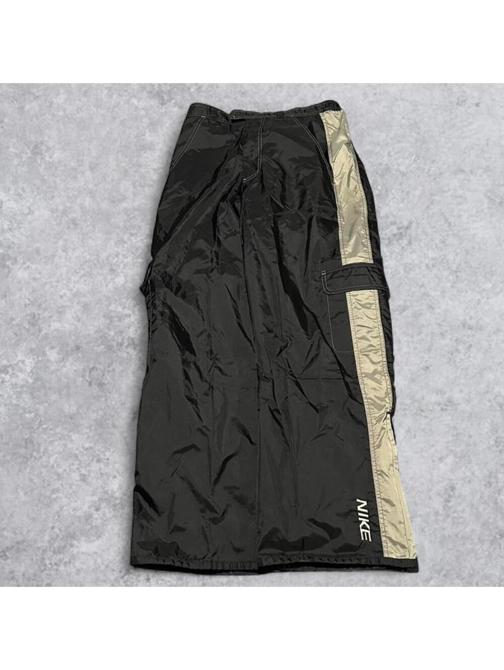 RARE Vintage Y2K Nike Baggy Cargo Track Pants - Size Medium